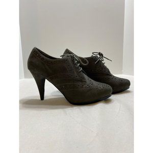 Apostrophe Grey Oxford lace Up Heels Size 7.5